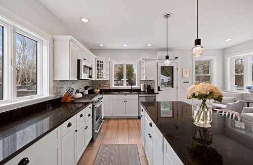 Cataumet House | 1.2 Acre Estate | Pool | Close to Beaches | Games