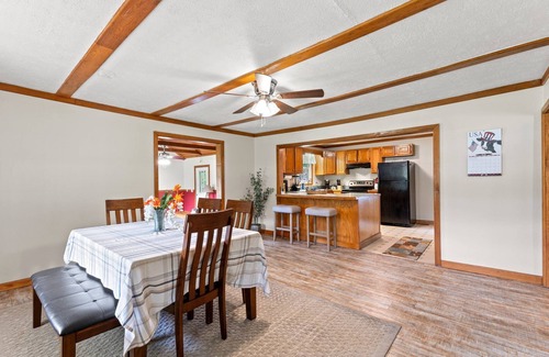 Clay City Cottage | 1,600 Acres | Pool | Pond | Fishing | | WiFi near Red River Gorge, KY!
