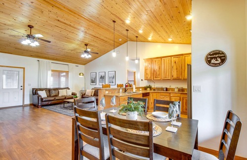 Show Low Cabin | 1-Acre Fenced Yard: Pet-Friendly Show Low Cabin!