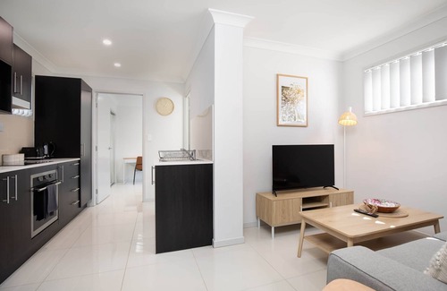 Rocklea Apartment | 1 Bdr Apt! GST Credits! Kitchen! Parking! 231F1
