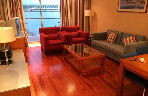Mexilhoeira da Carregacao Apartment | 1 bedroom apartment with pool by the river Arade Wifi