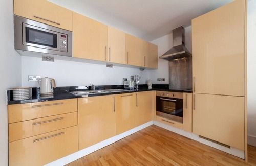 Isle of Dogs Apartment | 1 Bed Apartment in Canary Wharf