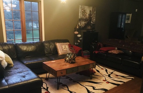 Thornton House | 1 Bedroom 1 Bathroom