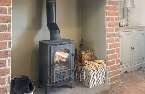 Charlton Marshall Cottage | 1 bedroom accommodation in Blandford Forum