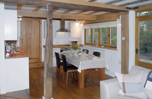 Langton Green Cottage | 1 bedroom accommodation in Eridge Green, near Tunbridge Wells