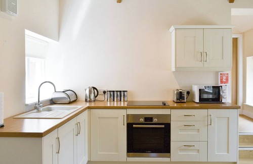 Binbrook Cottage | 1 bedroom accommodation in Binbrook, near Market Rasen