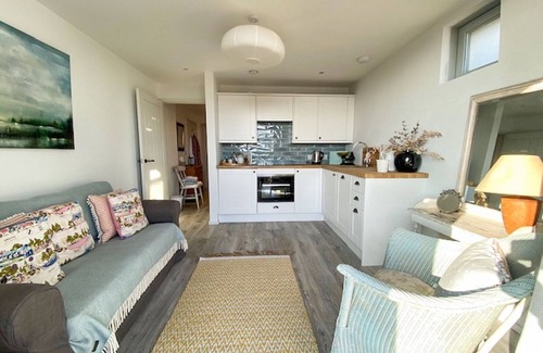 Selsey Cottage | 1 bedroom accommodation in Selsey, near Chichester