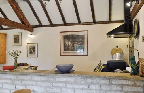 Ampney Crucis Cottage | 1 bedroom accommodation in Ampney Crucis, near Cirencester
