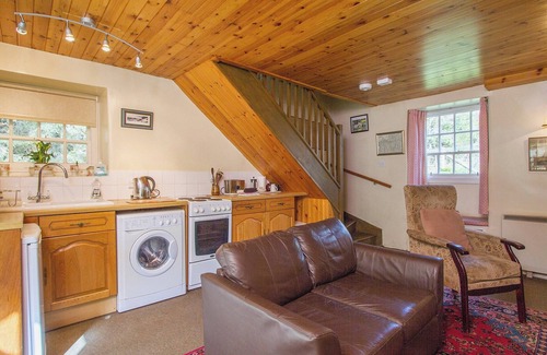 Kirriemuir Cottage | 1 bedroom accommodation in Glenprosen, by Kirriemuir