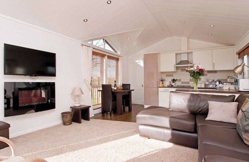 Narberth Ski Chalet | 1 bedroom accommodation in Narberth, Nr Tenby