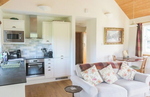 Strathtummel Cottage | 1 bedroom accommodation in Foss, near Pitlochry