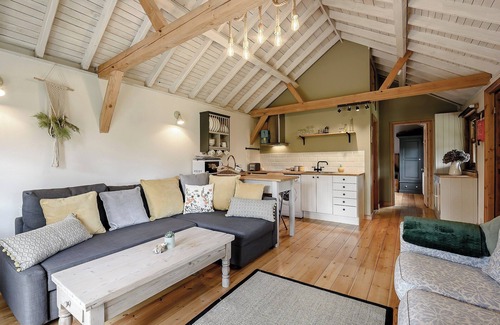 Abbess Roding Cottage | 1 bedroom accommodation in Ashford
