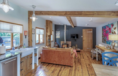 Ashford Cottage | 1 bedroom accommodation in Pluckley, near Ashford