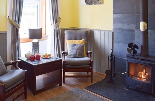 Galston Cottage | 1 bedroom accommodation in Galston, near Ayr