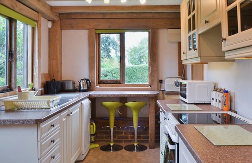 Henfield Cottage | 1 bedroom accommodation in Small Dole, near Henfield