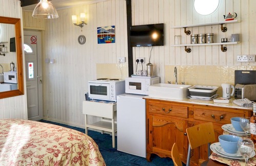 Walcott Cottage | 1 bedroom accommodation in Walcott, near Happisburgh