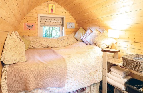 Penwood Cottage | 1 bedroom accommodation in Woolton Hill, nr Newbury