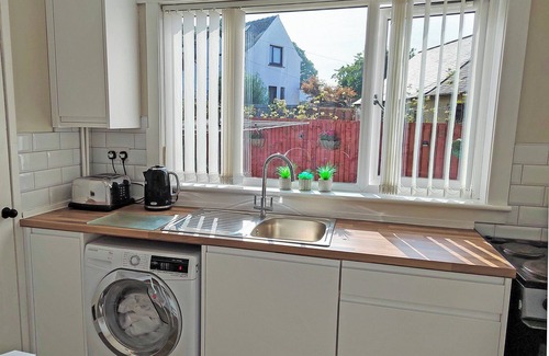 Perth Cottage | 1 bedroom accommodation in Luncarty, near Perth
