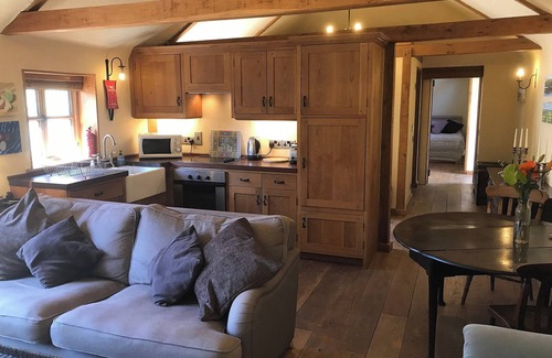 Thorndon Cottage | 1 bedroom accommodation in Thorndon, near Eye