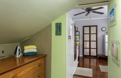 Coconut Grove House | 1 Bedroom and 1 Bath - Unique Tropical Garden Loft in Coconut Grove, Miami.