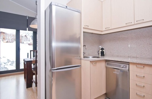 El Tarter Apartment | 1 Bedroom Apar. views. next to ski slopes. El Tarter.FLOC 33