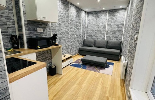 Meaux Apartment | 1 Bedroom Apartment in Meaux