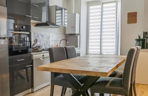 Verdun Apartment | 1 Bedroom Apartment - Thomas and John's Gite "AP5