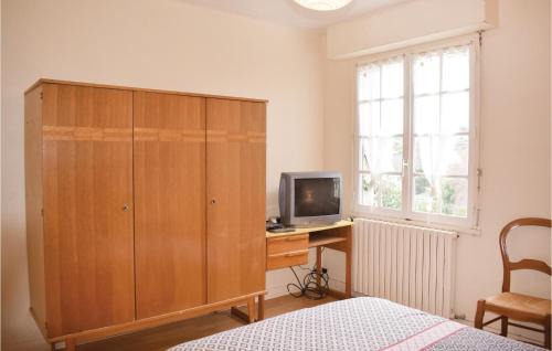 Penvenan House | 1 Bedroom Awesome Home In Penvénan
