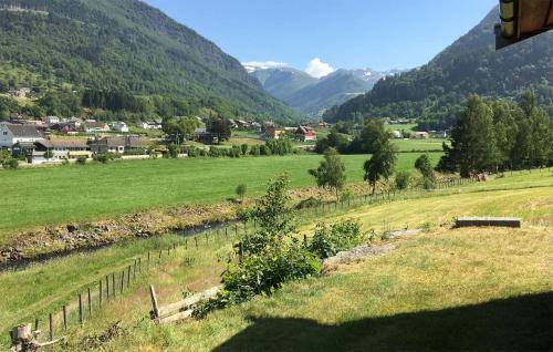 Viksoyri House | 1 Bedroom Awesome Home In Vik I Sogn