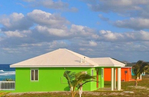 Cat Island Villa | 1 Bedroom, Beach Cottage at The Ocean Dream eco friendy Retreat