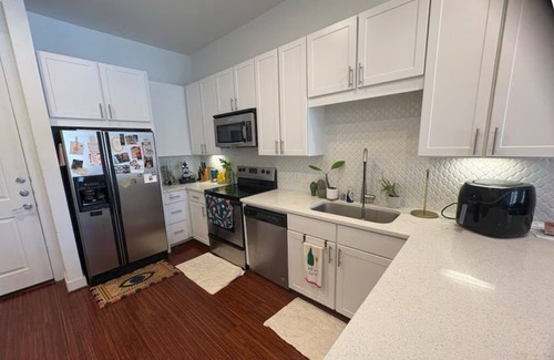 Cityplace Apartment | 1-bedroom boutique apartment in charming Dallas w free parking & WiFi.