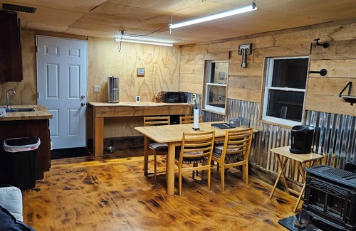 Redfield Cabin | 1-bedroom cabin in Redfield
