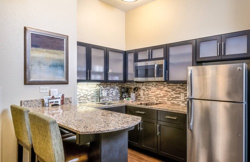 Altoona Condo | 1 Bedroom | Free Wi-Fi, Indoor Pool and Hot Tub