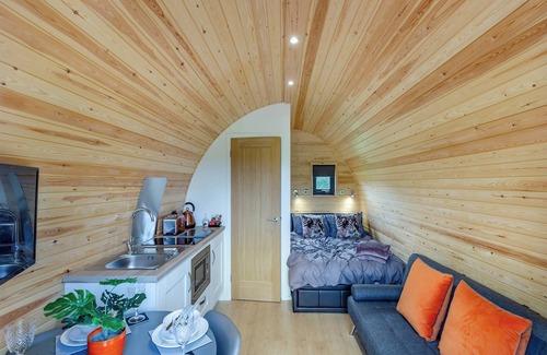 Welshpool Cottage | 1 bedroom accommodation in Llanfair Caereinion
