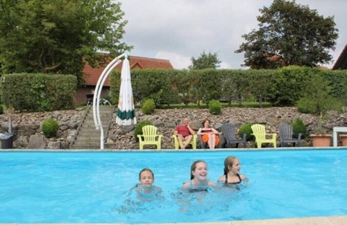 Bellersen House | 1-bedroom holiday park