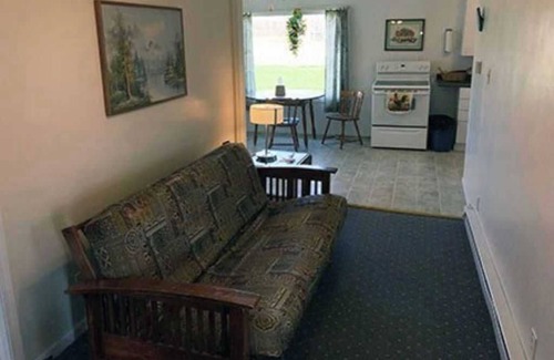 Huron House | 1 Bedroom house #130 your cozy home away from home.
