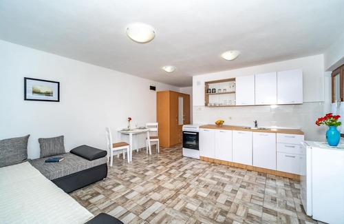 Generalski Stol House | 1 bedroom lovely home in Duga Resa