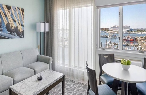 The Point Resort | 1 Bedroom Nautical New England Escape At Wyndham Inn on Long Wharf