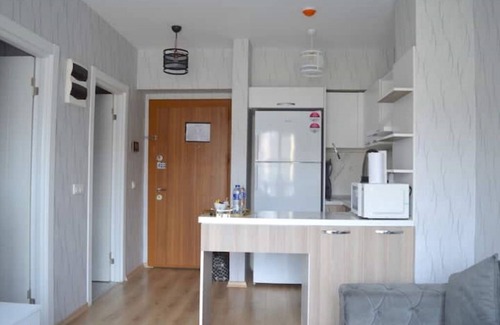 Esenyurt Apartment | 1-bedroom, nearby services&park,wifi, parking-AA7nn