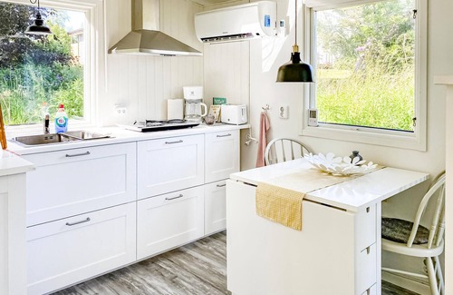 Askloster House | 1 bedroom nice home in Varberg