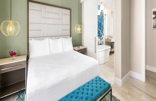 Estate Frenchman Bay Resort | 1 Bedroom Presidential Condo at Limetree Beach, Saint Thomas!