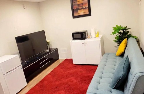 Transcona Apartment | 1 Bedroom Private Basement Suite