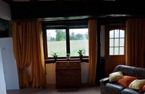 Cuves House | 1 bedroom Secluded Normandy countryside cottage