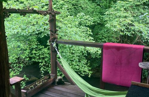 Litton Mill Apartment | 1 Bedroom -Sleeps 3-Dog friendly-Garden-Riverside