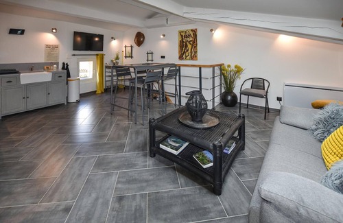 Aigueze House | 1 bedroom stunning home in Aiguèze