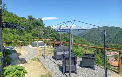 San Rocco in Turrite House | 1 Bedroom Stunning Home In Palagnana