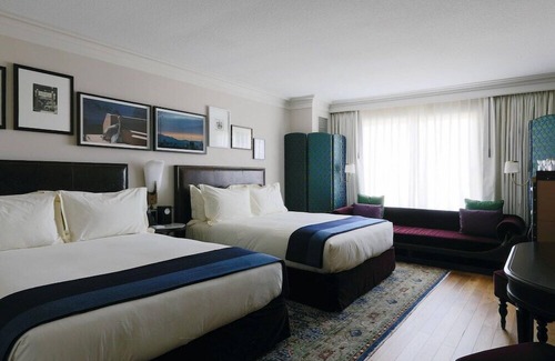 Las Vegas Strip Hotel | 1-Bedroom Suite at a 4⭐️ Hotel