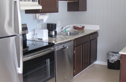 Asheville Villa | 1 Bedroom Vacation Villa