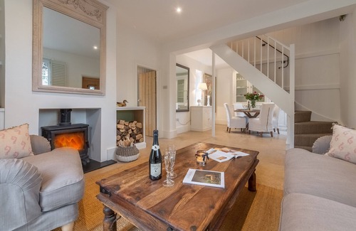 Plumpton Green Apartment | 1 Church Cottages and The Garden Room are two beautifully completed properties