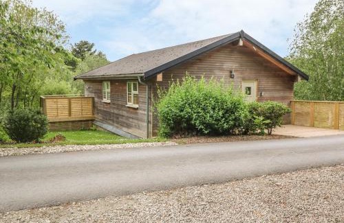 Looe House | 1 Lake View
